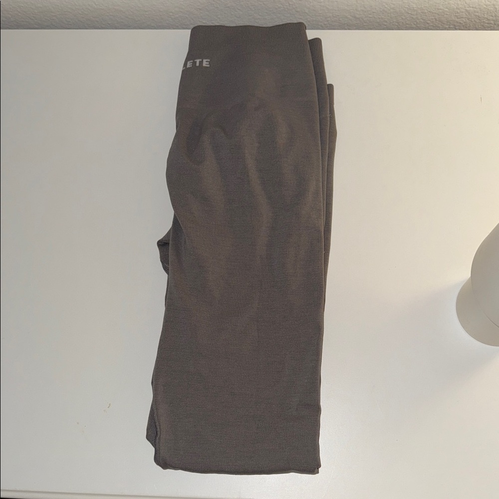 Alphalete Medium Grey Leggings
